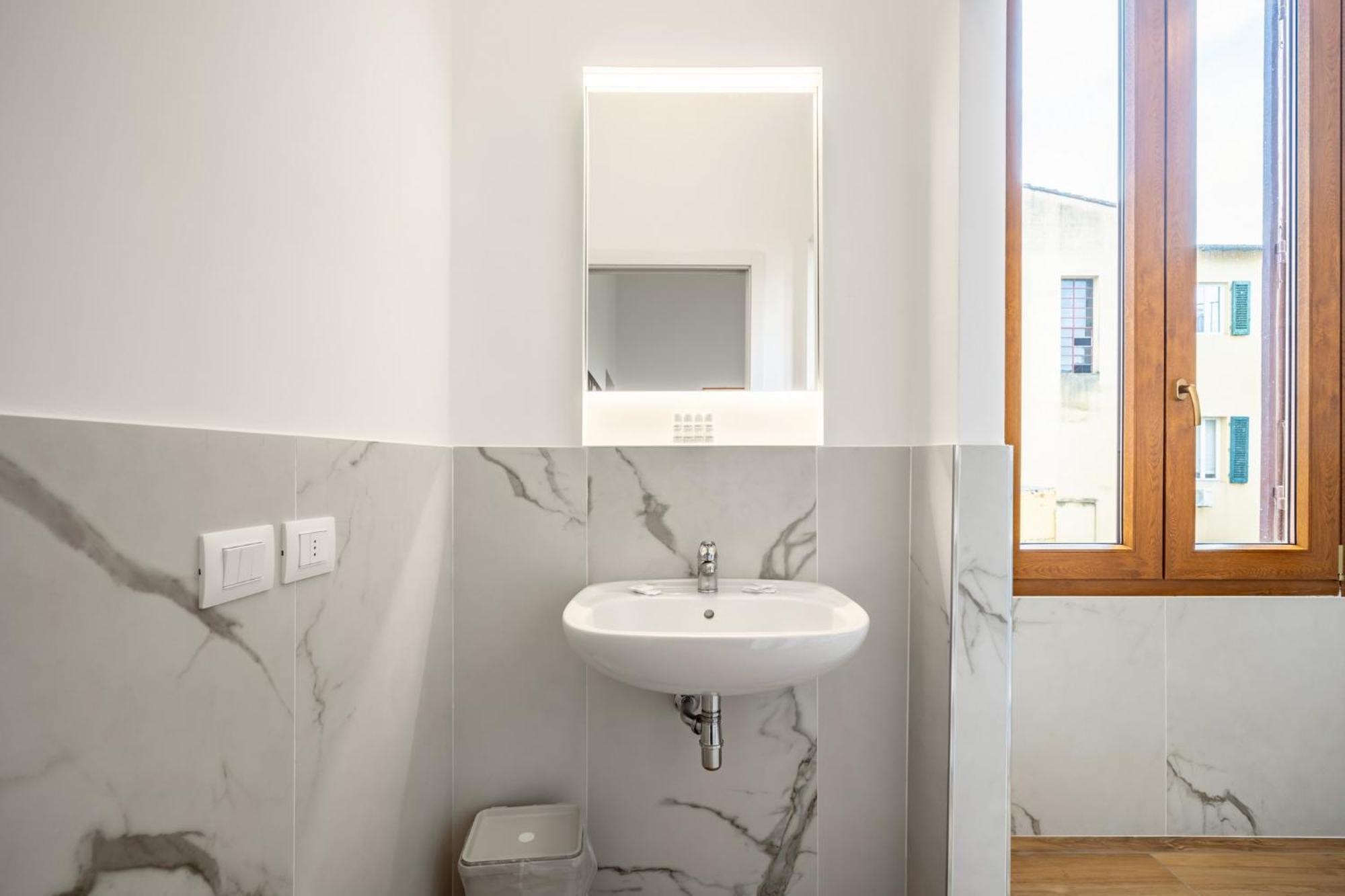 One-Bedroom Apartment,1616350444:JPEG
